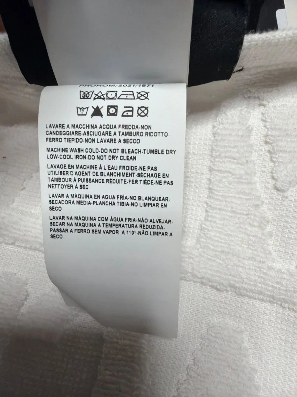 NWT Versace I Heart Baroque Hand Towel White Gold Size 60x100cm